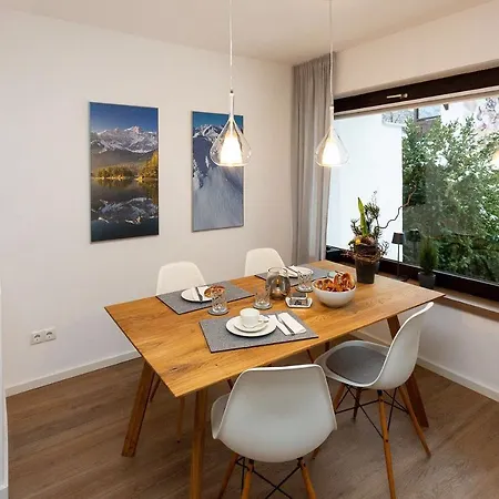 Alpen-ferienwohnung Ginova * Гармиш-Партенкирхен
