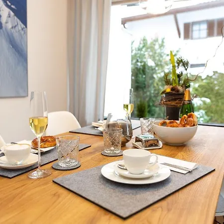 Alpen-ferienwohnung Ginova Апартаменты *